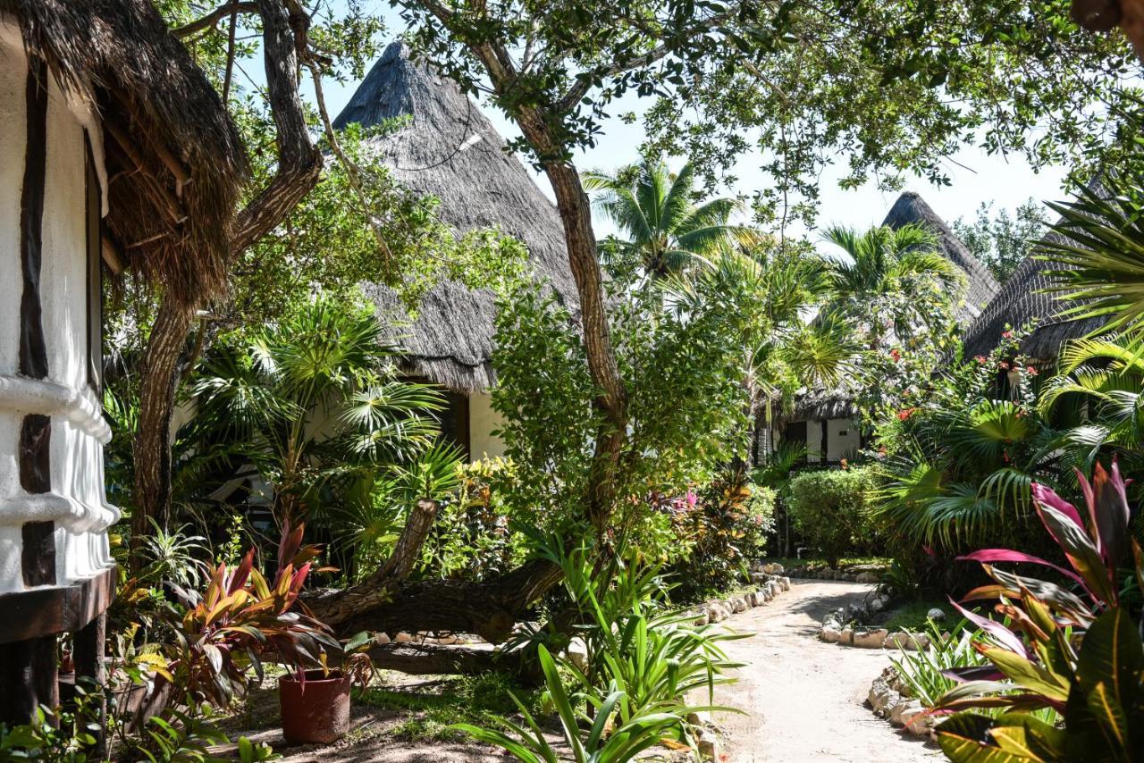 Blue Holbox Hotel Exterior photo