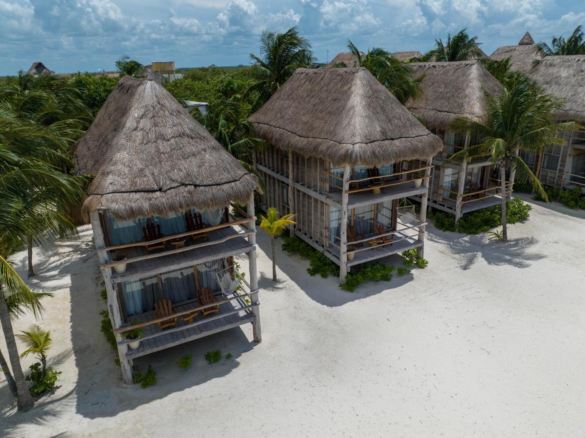 Blue Holbox Hotel Exterior photo